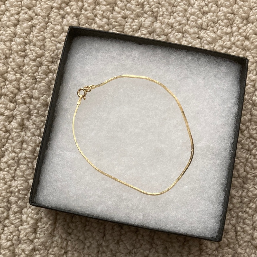 NEW Snake Bracelet Minimalist Classic Gold Plated Layering 7” Length NIB